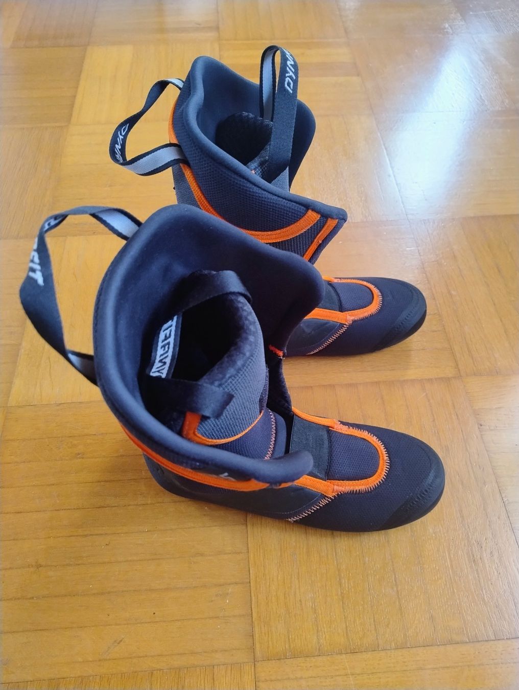 Dynafit Scarpe da uomo: Dynafit TLT X PU, 27.5, magnet/fluo orange – Nuovo (secondo la descrizione) da La Sarraz venduto da petit_chammossaire 6