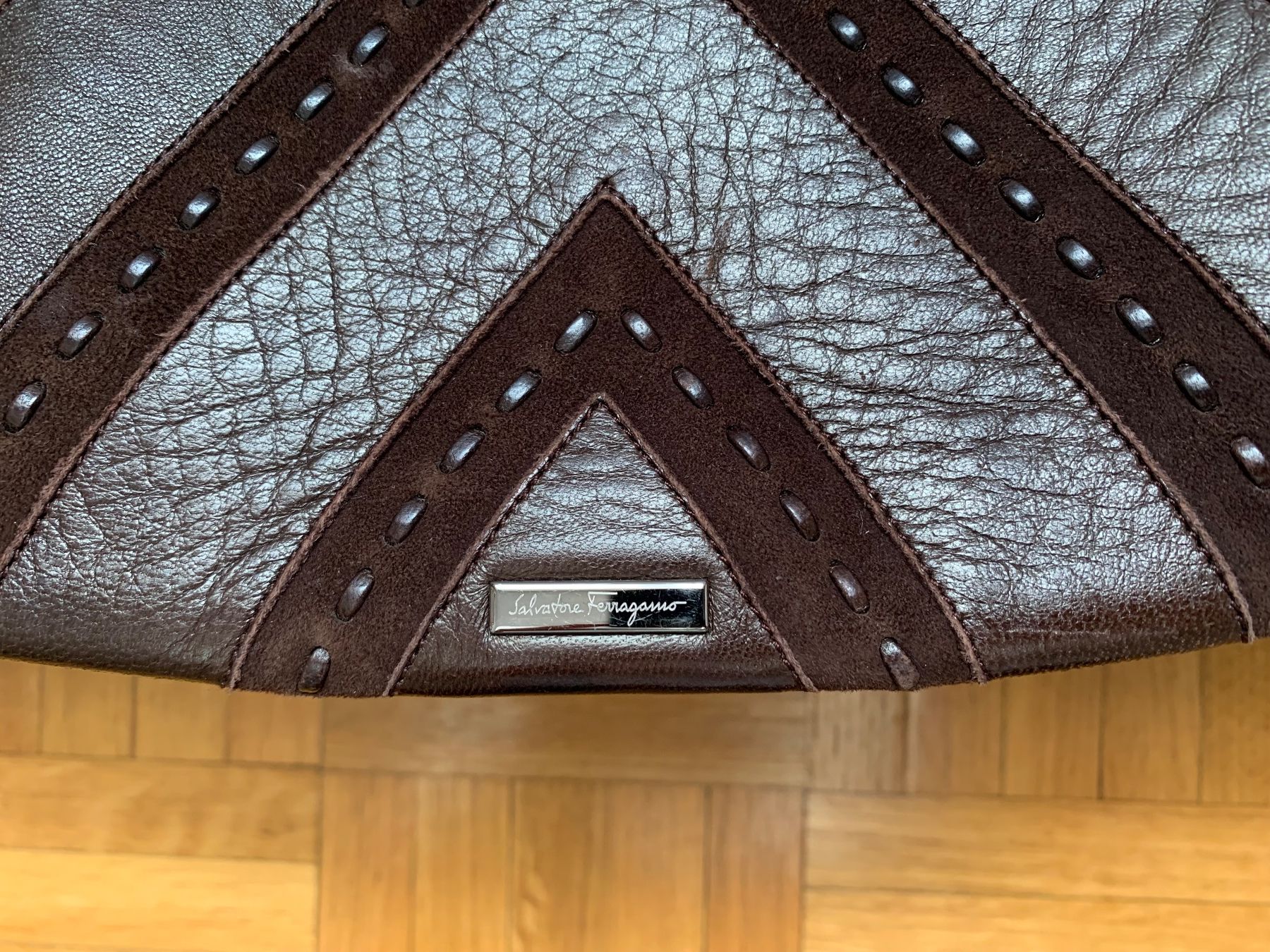 Salvatore Ferragamo Borse da donna: Tasche Selvadore Fergamo Vintage – Usato da Zürich venduto da Maggi1980 3