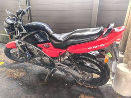 Kawasaki ER-5  Vendue en létat / pour remise en route