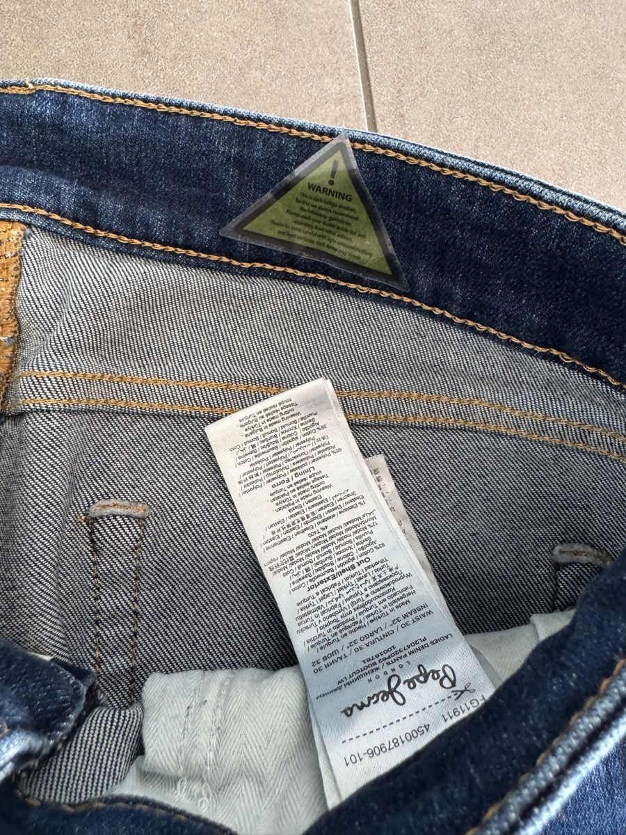 Pepe Jeans Jeans: Pepe Jeans – Nuovo (secondo la descrizione) da Balgach venduto da fad_jb55 2