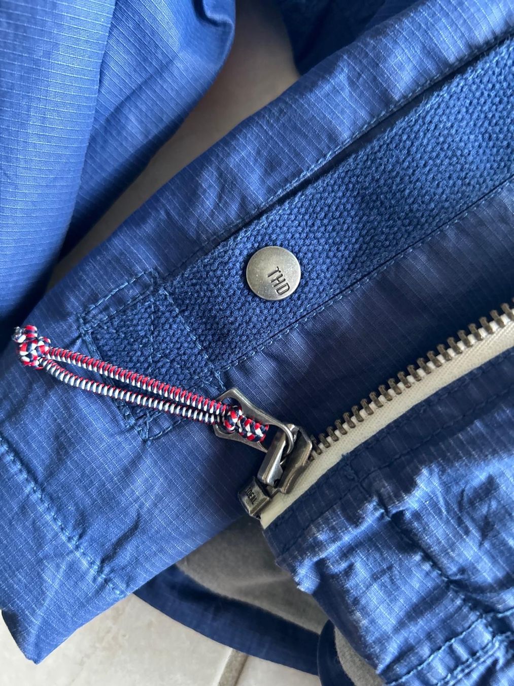 Tommy Hilfiger Giacche: Tommy Hilfiger Jacke Blau Grösse M – Usato da Biel-Benken BL venduto da Ddrummer 8