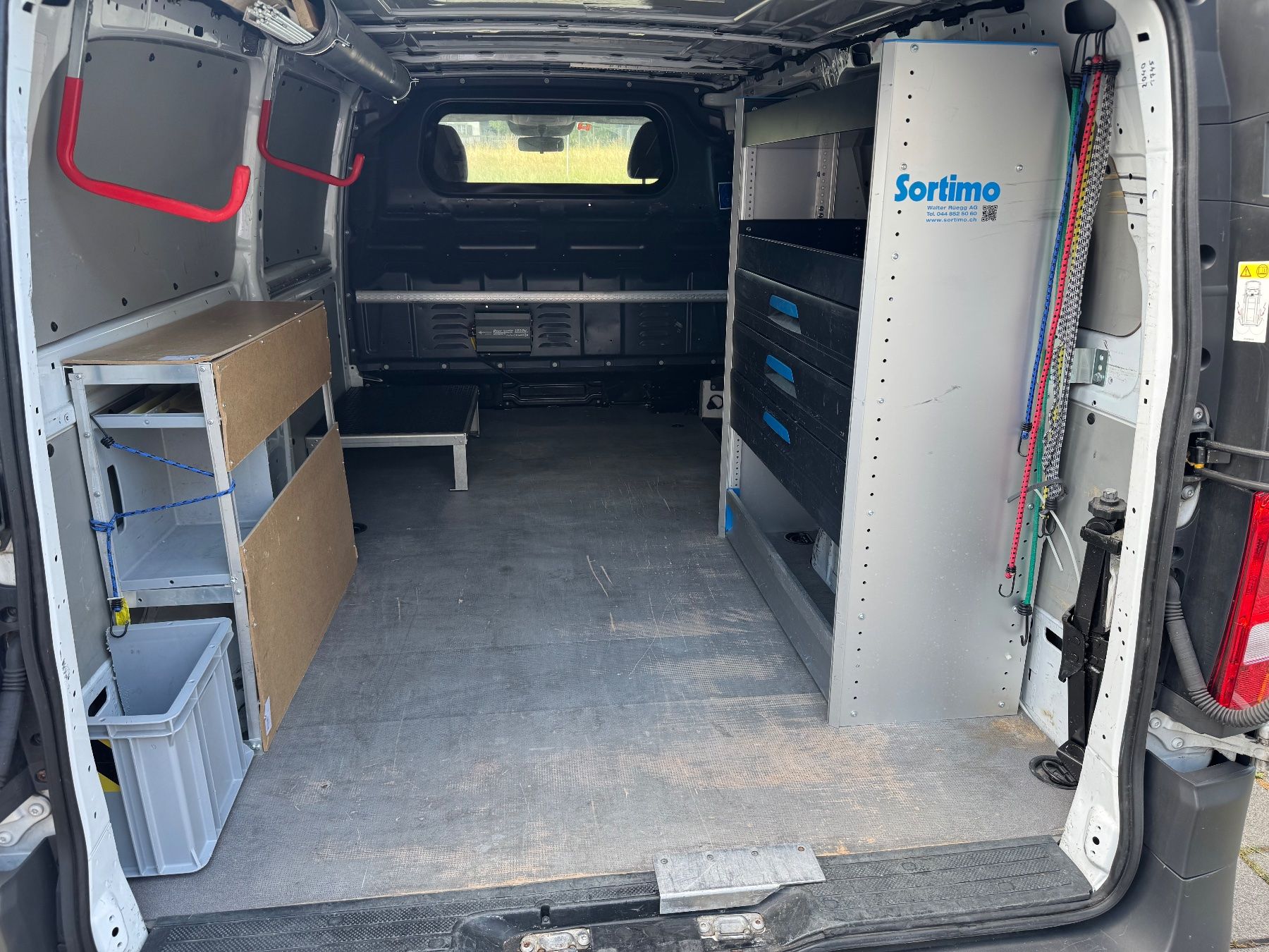 Sonstige Dekorationen & Accessoires: Alu Podest /Podium Lieferung gratis – Gebraucht aus Thun von Thuno6 5