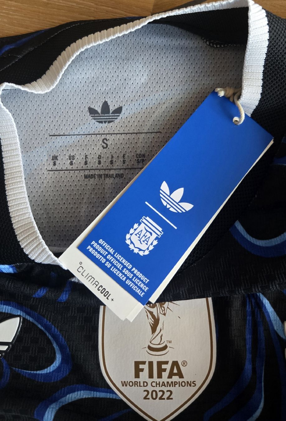 Adidas Canottiere & Pantaloni: Argentinien Authentic Auswärts Trikot – Nuovo e nell'imballaggio originale da Scheuren venduto da Amandax5 3