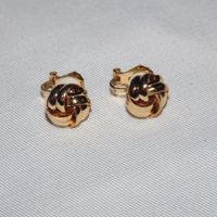 Clips d'oreilles vintage dorés,neuf ! Chic ✨