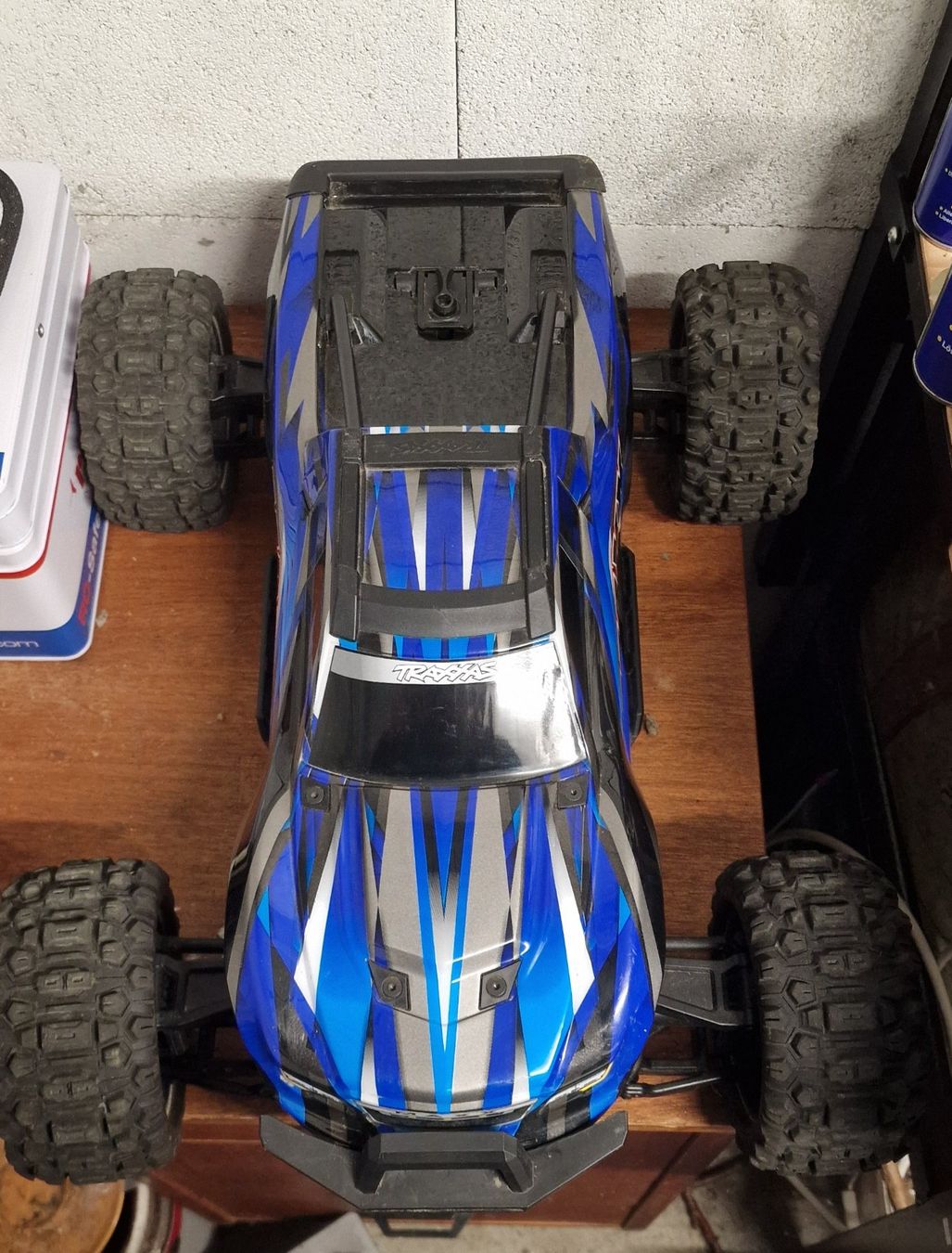 Traxxas Modellismo RC: Traxxas Wide Maxx V2 inkl.2Akku – Usato da Wölflinswil venduto da sch_f6kk
