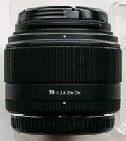 SIGMA 19mm F2.8 EX DN Objektiv  Olympus /Panasonic Micro 4/3