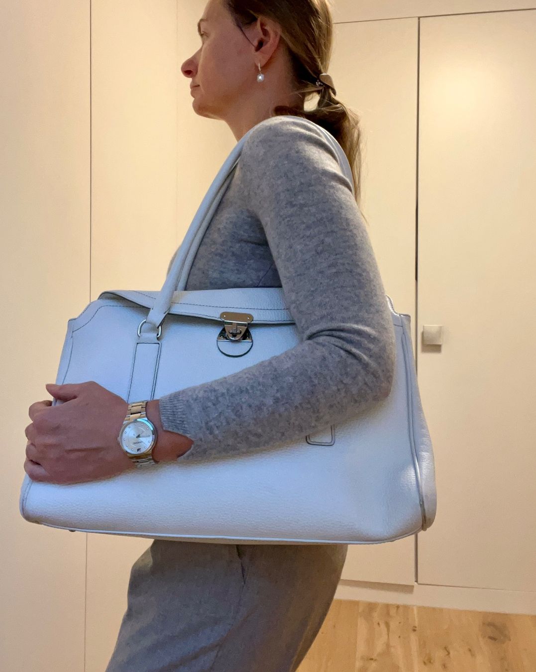 Borse da donna: Leder Tasche, gross – Usato da Wallisellen venduto da kar_6vlq 4