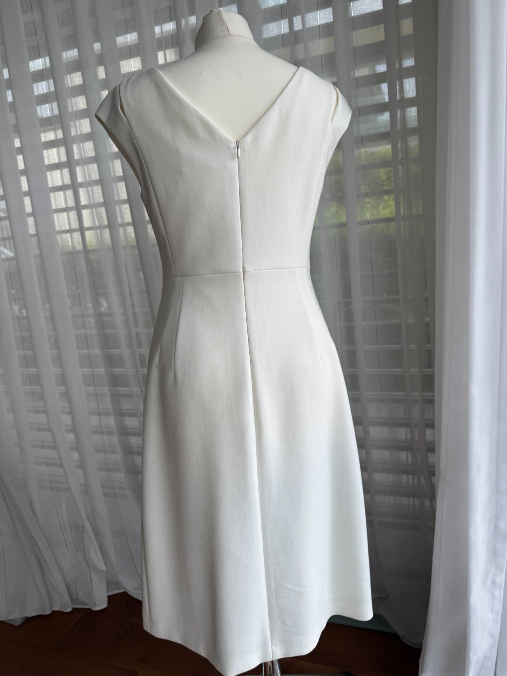 Vestiti: BOSS Etuikleid in offwhite Gr. 38 wie neu – Nuovo (secondo la descrizione) da Kilchberg ZH venduto da 753sunshine 1