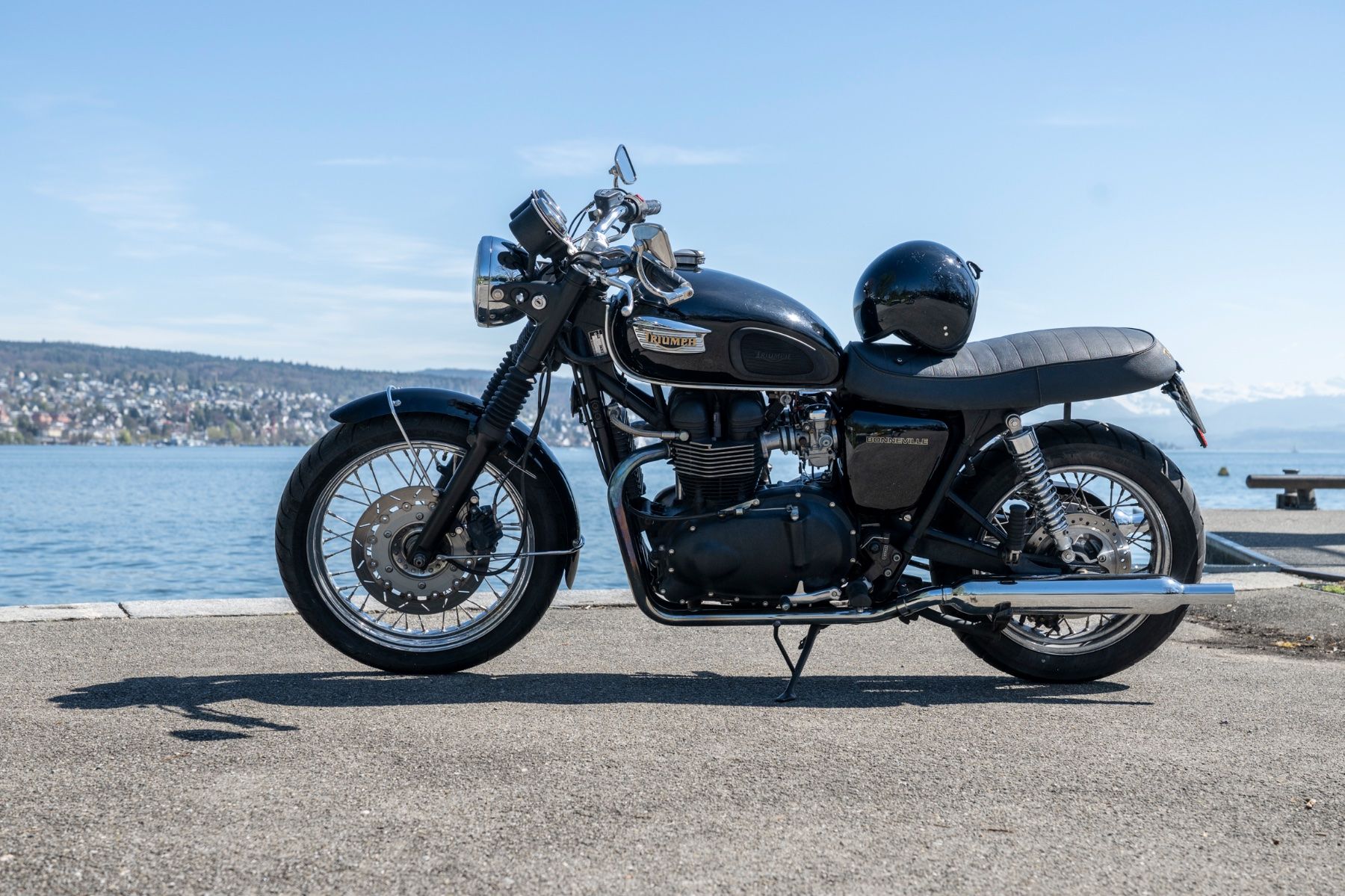 Triumph Strasse: Triumph Bonneville 800 ab Mfk – Gebraucht aus Zürich von Lenzh