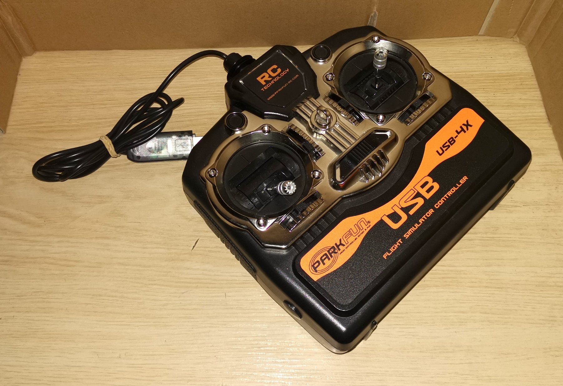 Manettes: Parkfun USB-4X Flight Simulator Controller – D'occasion à Degersheim par uGod 2