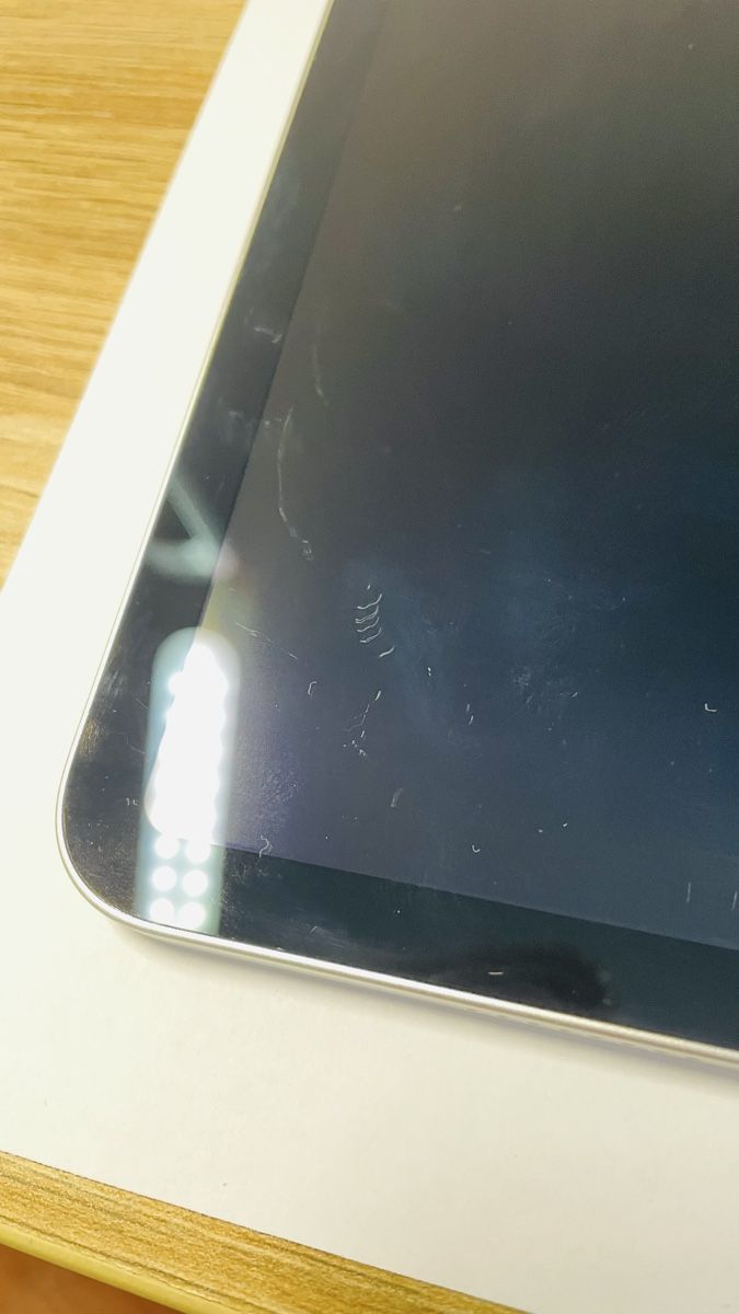 Apple Tablet PC: Apple iPad Pro 11" 3rd Gen M1 2021 Model A2377 – Usato da Hauterive NE venduto da ole_5pdz 6