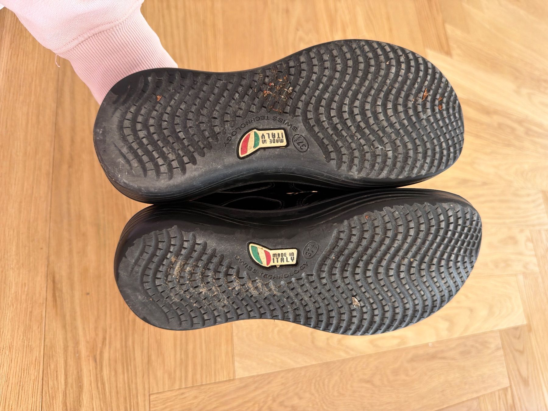 Kybun Chaussures femmes: Damen Kybun schwarz Lackleder Grösse 37 – D'occasion à Roggwil TG par est_r5x7 2