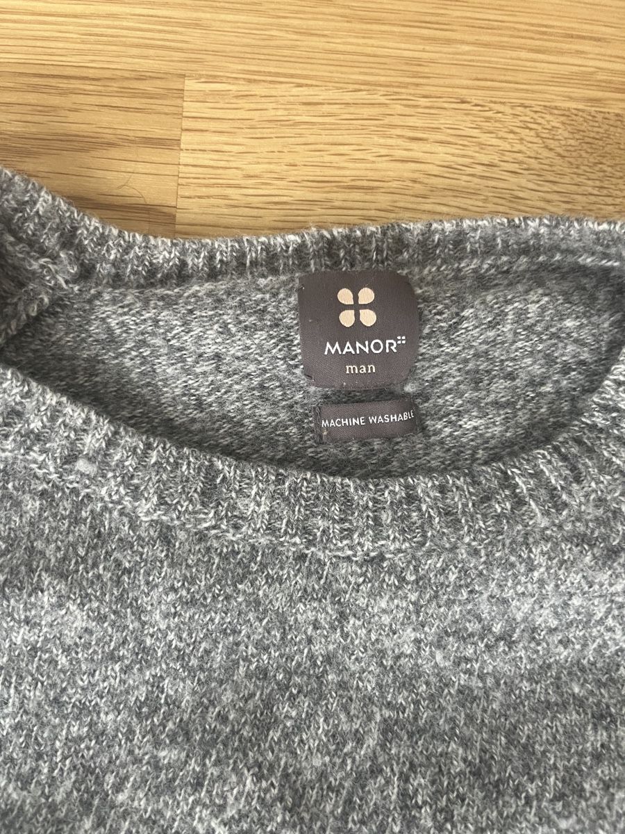 Manor Maglioni & Felpe: Stylish MANOR Men's Sweater (Size S) – Usato da Thundorf venduto da rah_jzm8