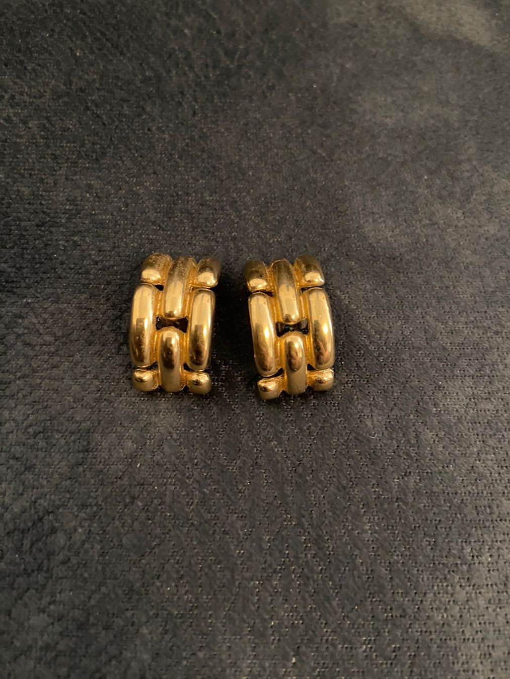 Givenchy Boucles d'oreille: Boucle d’oreille Givenchy – D'occasion à Montreux par Perledor 1