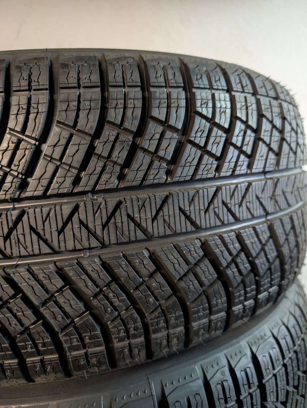 Michelin Pneus & Roues: Winterreifen  – Neuf avec emballage d'origine à Dürrenäsch par Pneu-Idris 1