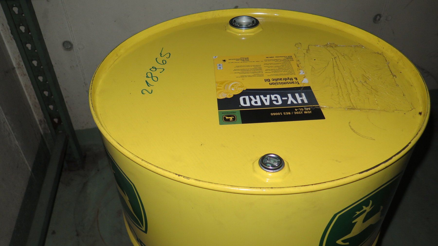Accessori: John Deere Oelfass 200 Lt leer – Usato da Eiken venduto da HSE44 3