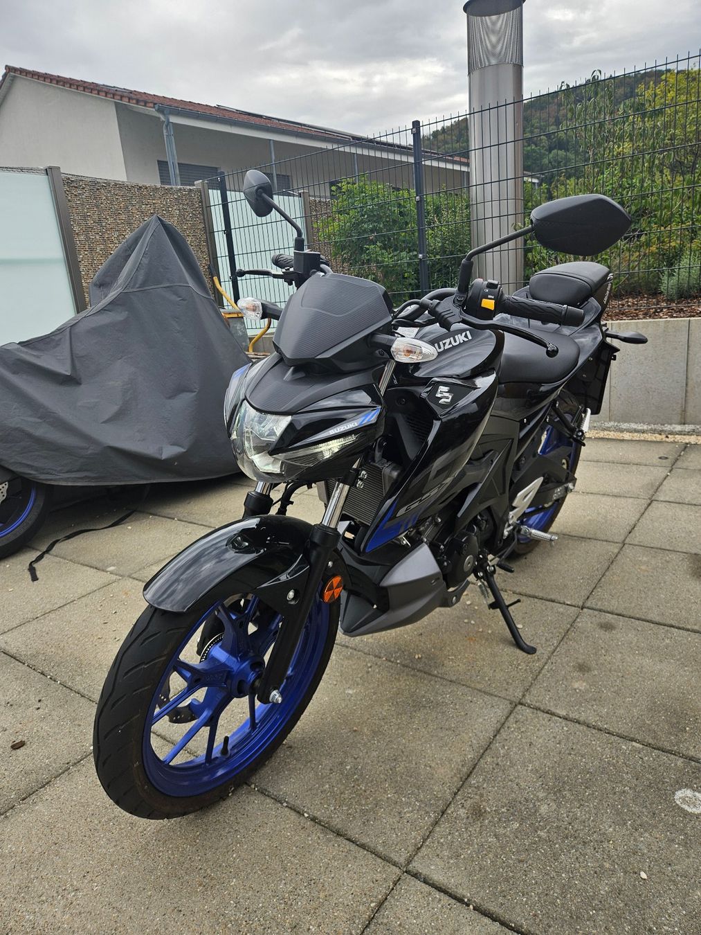 Suzuki Strada: Suzuki GSX-S125 – Nuovo (secondo la descrizione) da Stein AG venduto da Omix 1
