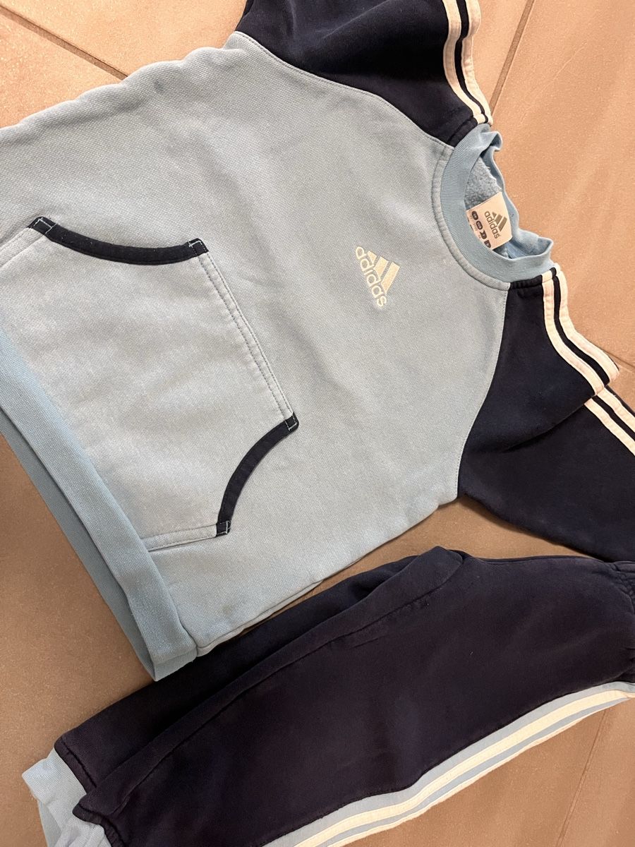 Adidas Lotti & Set di vestiti: Adidas Trainingsanzug 98 – Usato da Agno venduto da me_me_me 1