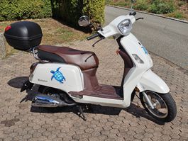 Roller 125