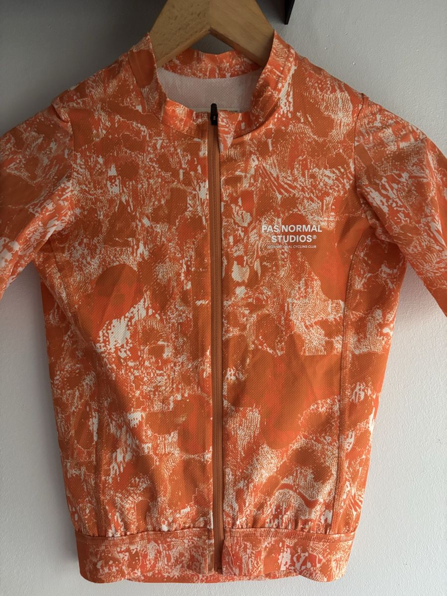 Pas Normal Studios Canottiere & Pantaloni: Pas Normal Studios cycling jersey XS Women – Nuovo (secondo la descrizione) da Zürich venduto da ich_z6th 4