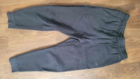 Nike Trainingshose schwarz Grösse M gebrauchter Zustand