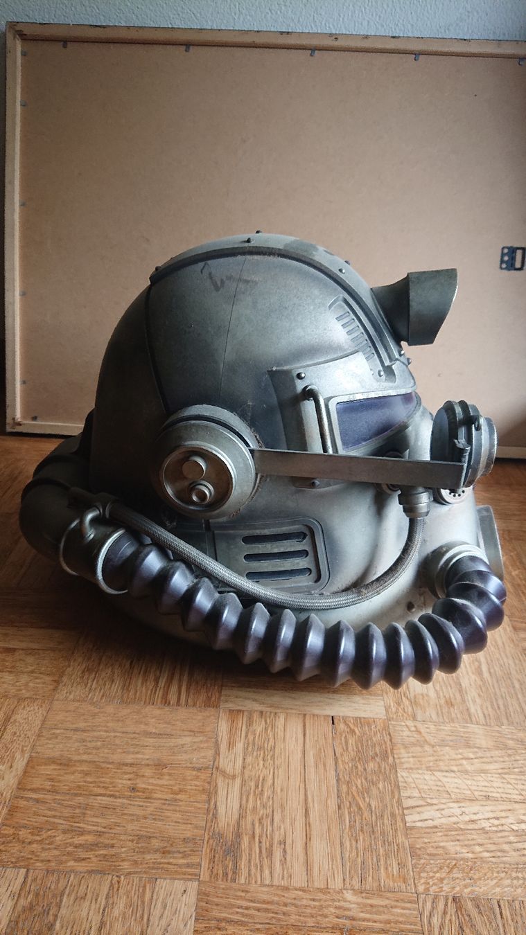 Spiele: Fallout 76 T-51b Power Armor Helm – Gebraucht aus Chur von FreakofRarity 1