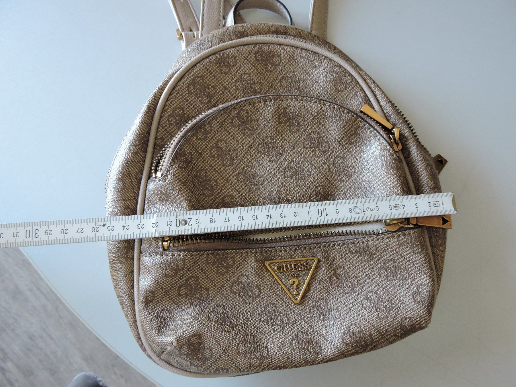 Guess Sacs: Guess Rucksack/Handtasche – D'occasion à Hauptwil par Borusse01 4