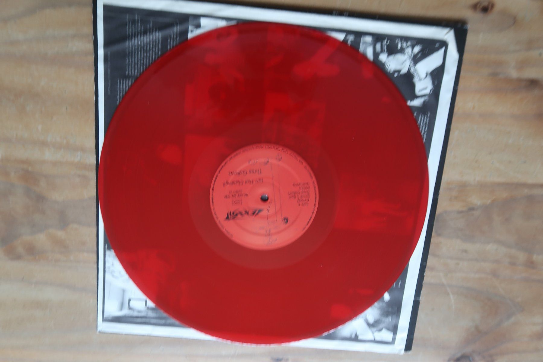 Dischi in vinile: CERESIT - THREE GALLOWS - PUNK - ROTES VINYL LP – Usato da Basel venduto da Patiscat 3