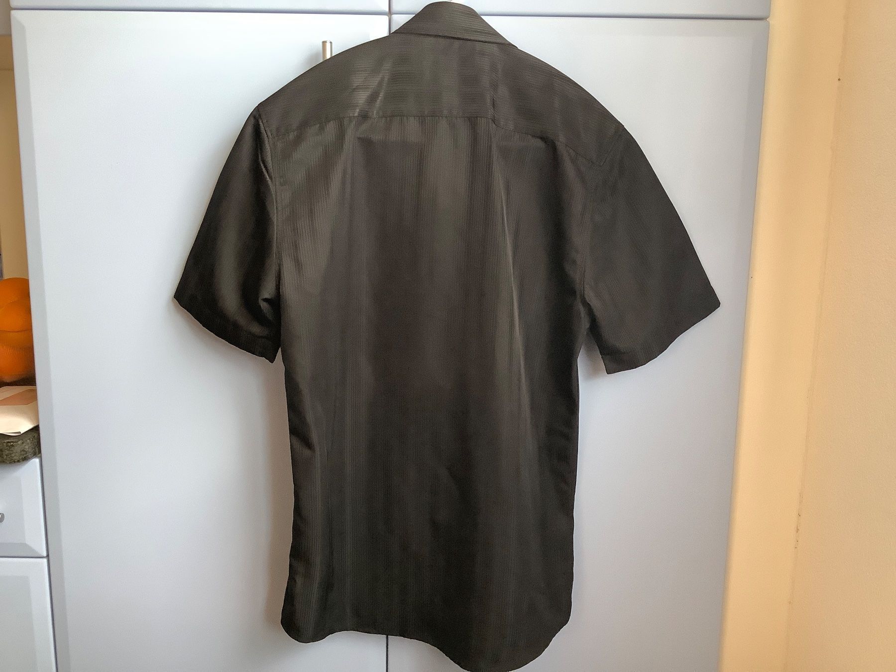 Camicie, T-shirt & Polo: Chemise noir – Usato da Aefligen venduto da fm28 1
