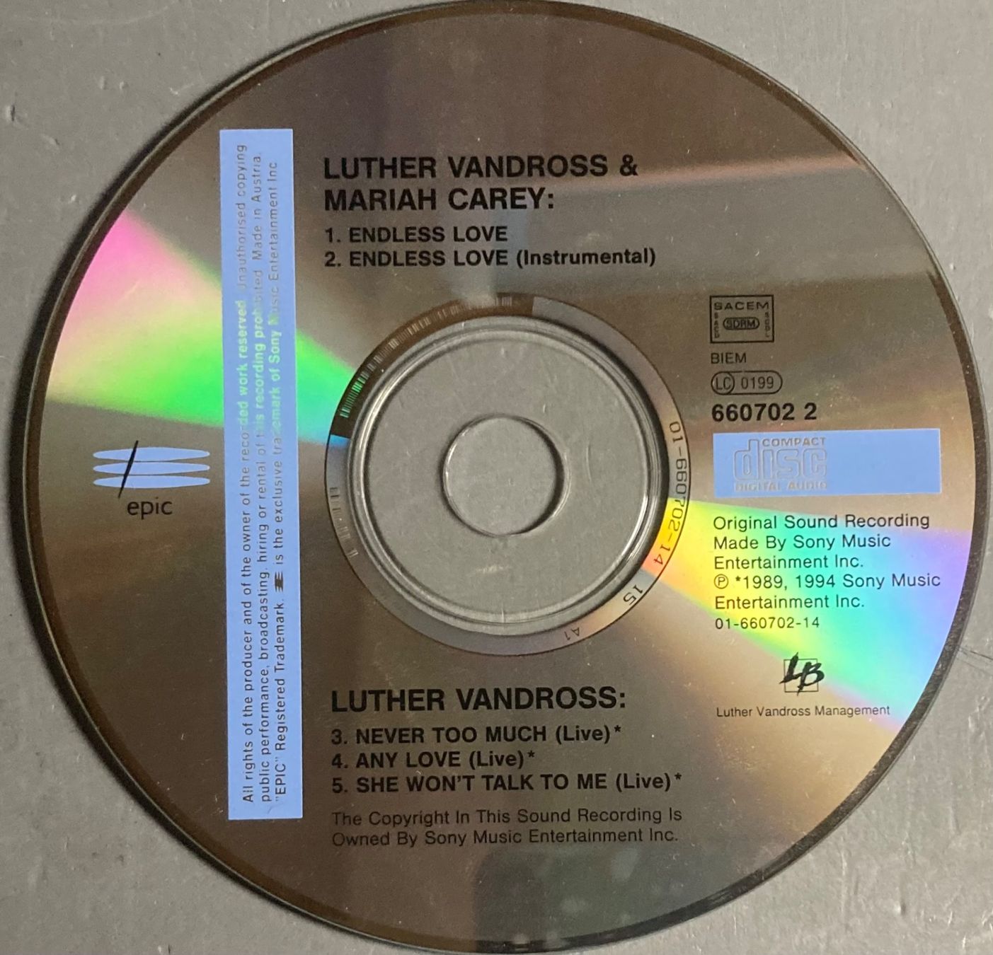 CDs: LUTHER VANDROSS & MARIAH MAREY - ENDLESS LOVE – Gebraucht aus Poliez-Pittet von Newtown-Records 1
