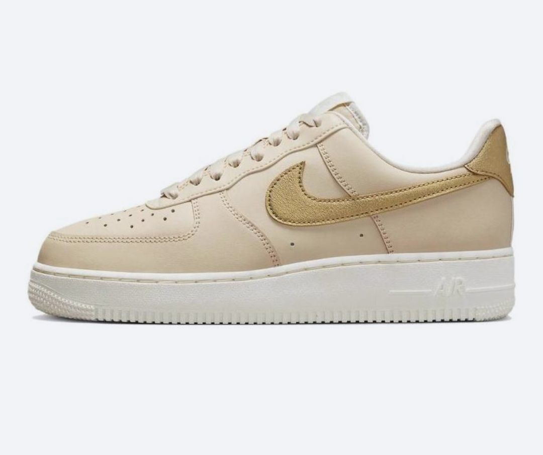 Nike Scarpe da uomo: Nike Air Force 1 07 Essential – Nuovo (secondo la descrizione) da Dietikon venduto da Sunriseplace1010 1