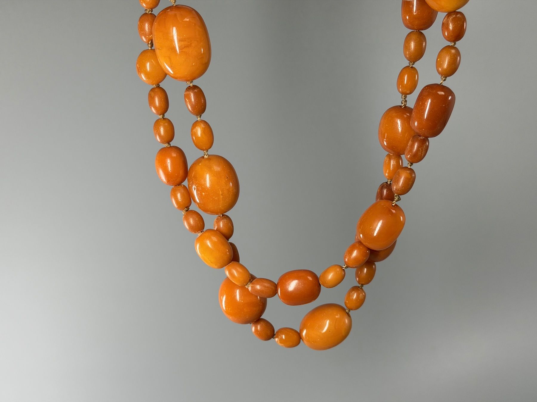 Catenine: Butterscotch-Bernstein-Halskette mit grossen Perlen – Usato da Sennhof venduto da Johnbest 1
