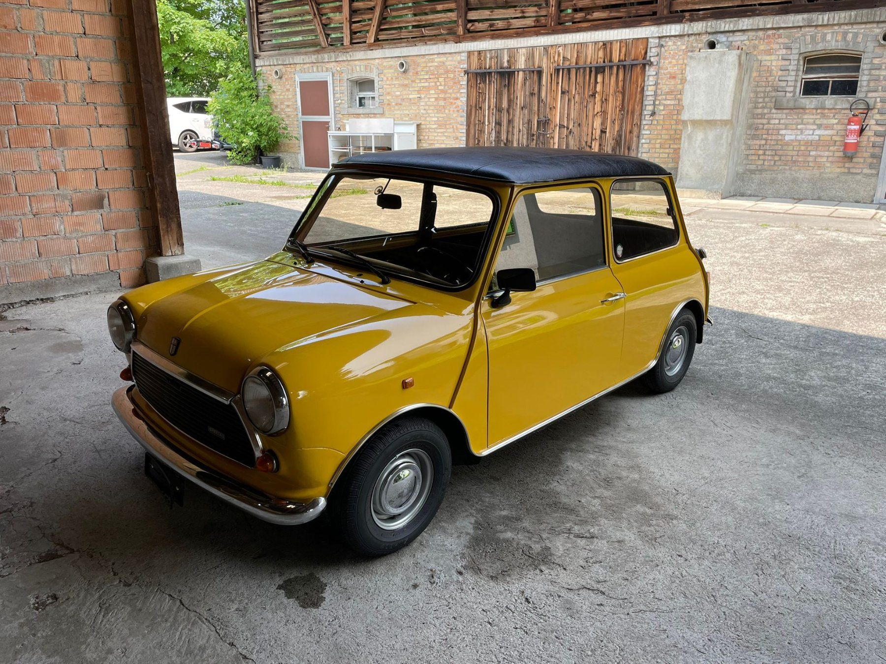 Mini Automobili: Mini 1100 Spezial Veteran – Usato da Wil SG venduto da Shelbys 3
