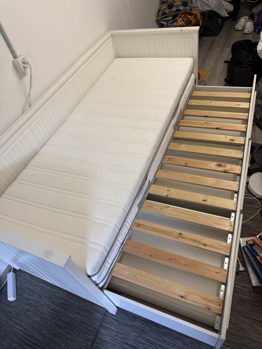 Letti: IKEA Hemnes bedbank – Usato da Ebikon venduto da V_to_VRadivojevic 2