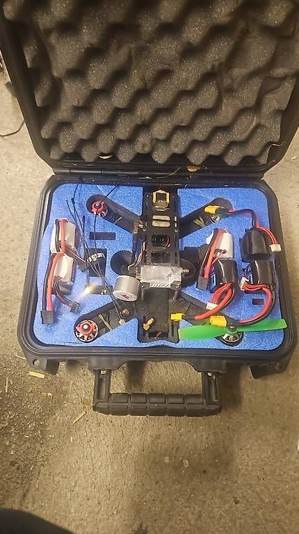 Modellismo RC: Drone  visor  und battery  – Usato da Wassen UR venduto da RobyBiker_