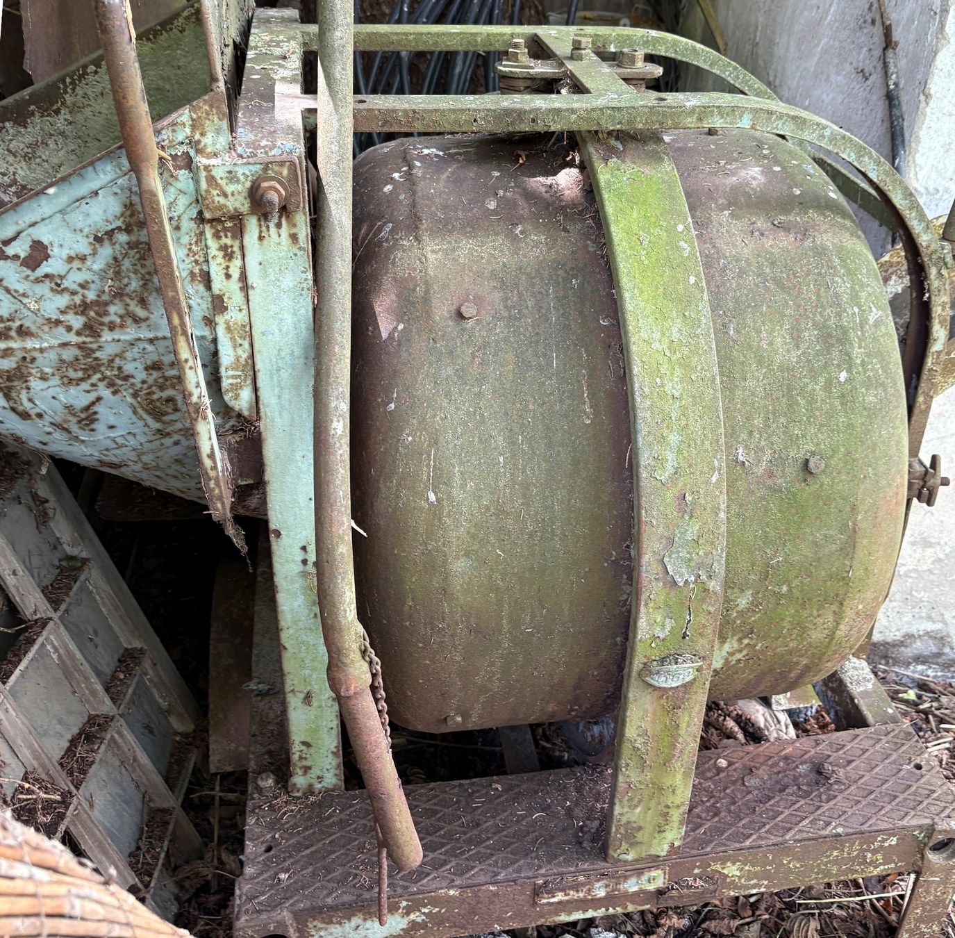 Tutte le macchine: Betonmischer – Usato da Belp venduto da pege.b 3