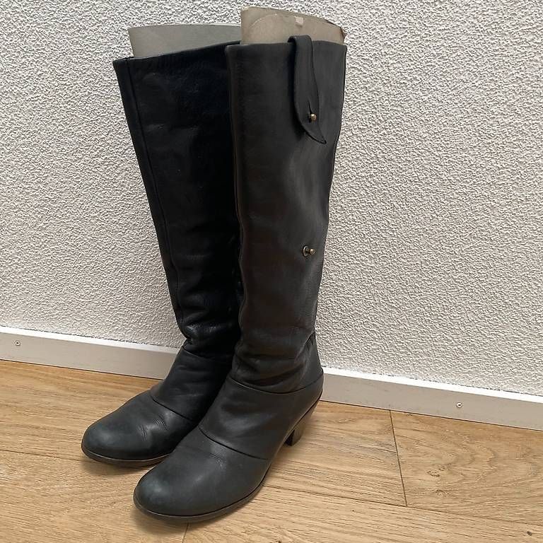 Scarpe da donna: Lederstiefel von ellen verbeek Grösse 35.5 – Usato da Aarburg venduto da Qin3ze