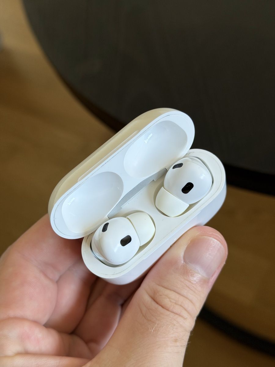 Apple Kopfhörer: AirPods Pro 2 – Gebraucht aus Remetschwil von LuisN16 5