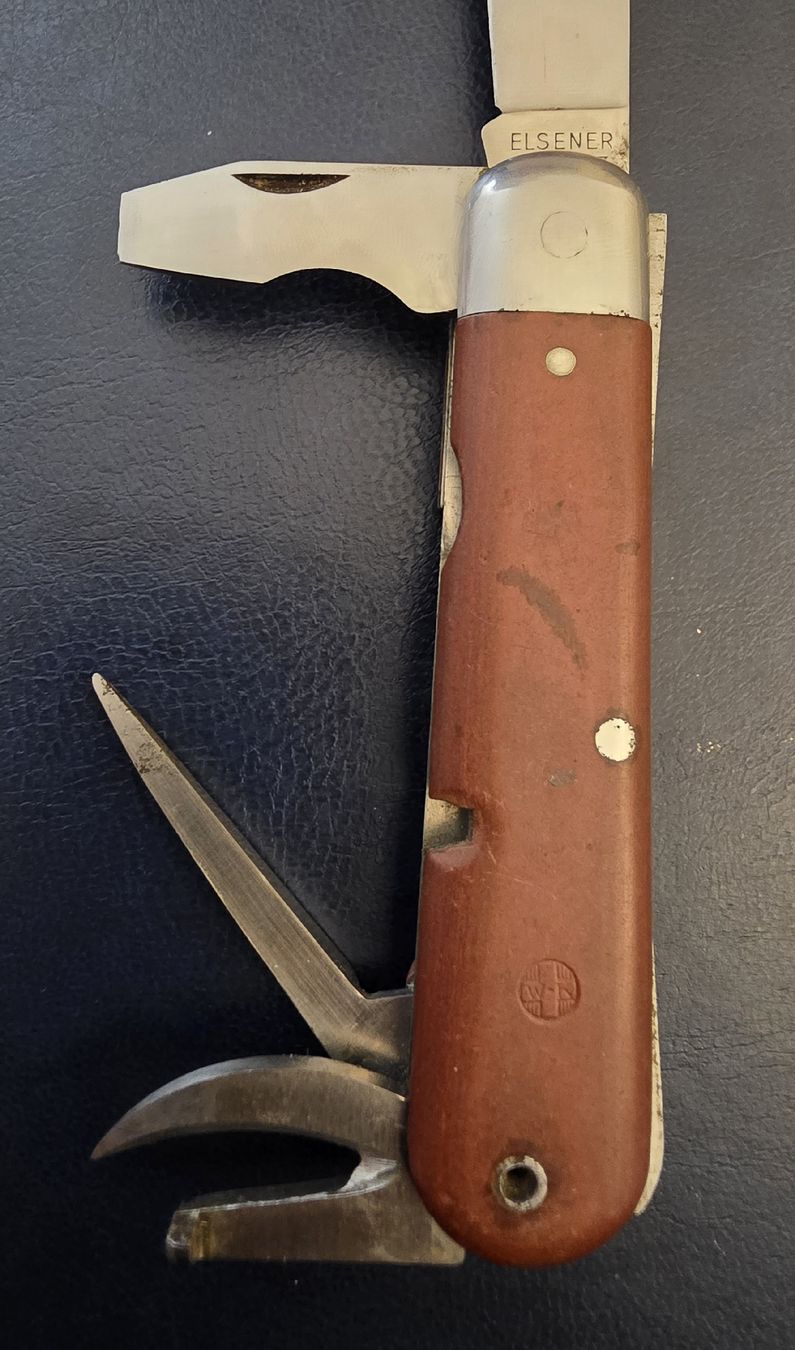 Armée suisse Couteaux de poche: Sackmesser Elsener  – D'occasion à Bern par Kocholo 4