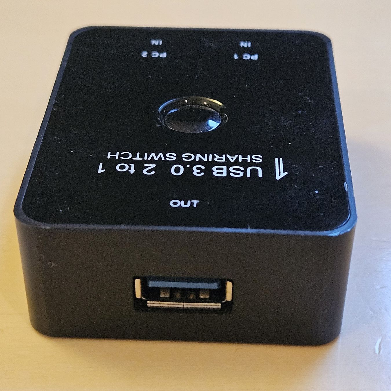 Unità & Adattatore: Neuwertiger USB 3.0 Switch 2 zu 1 – Usato da Wettingen venduto da Christianv 2