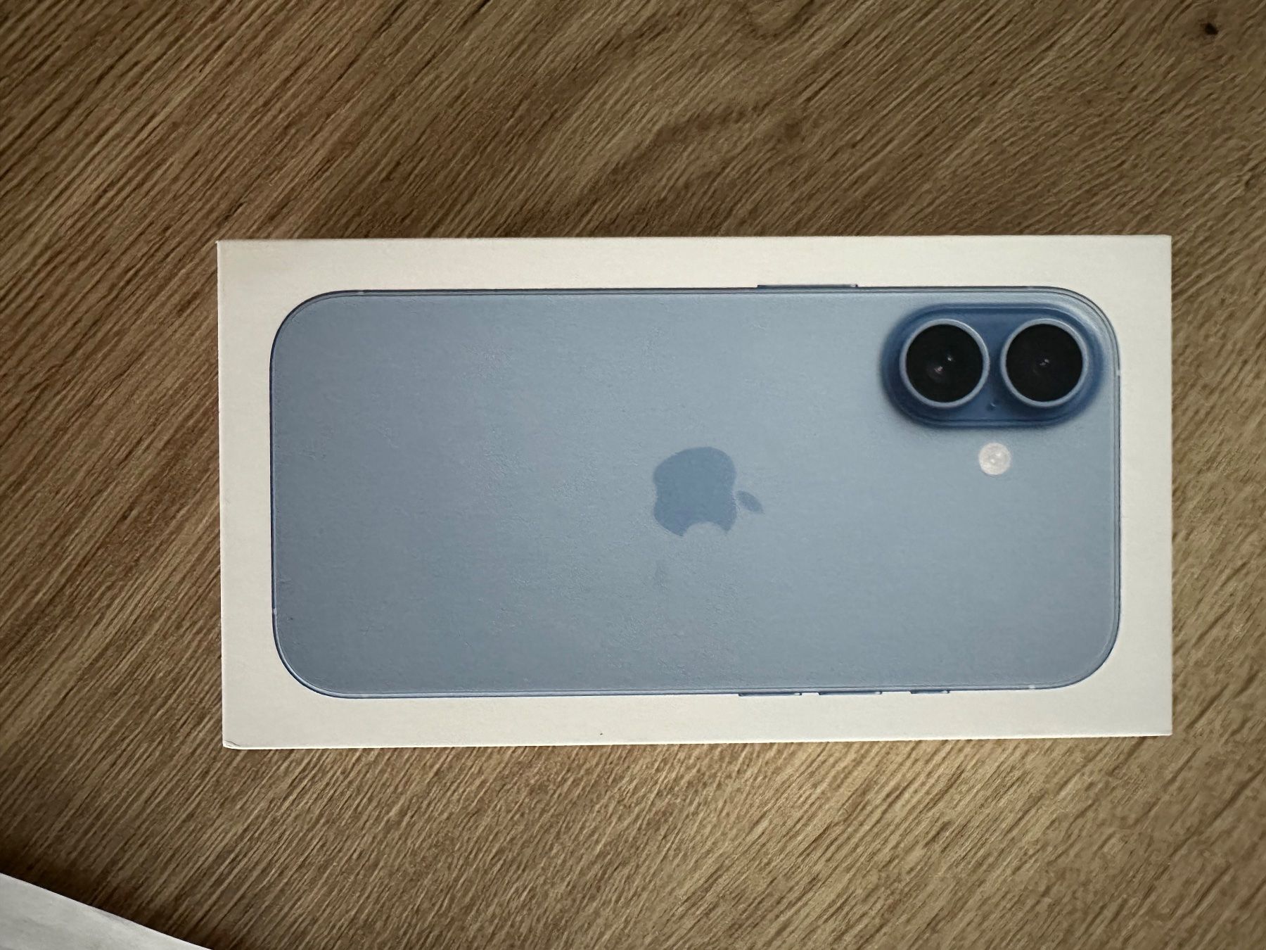 Apple Telefoni cellulari / Smartphones: iPhone 17 neuf, 256 GB – Nuovo e nell'imballaggio originale da Payerne venduto da sel_2zgs