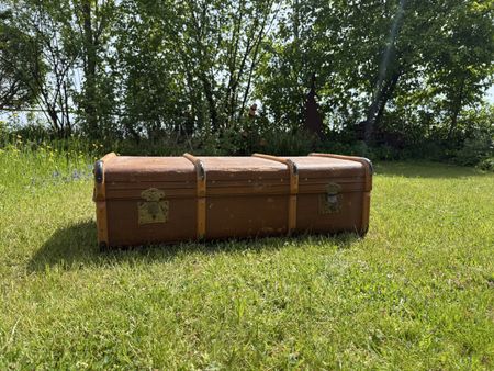 Antiker Reisekoffer / Überseekoffer