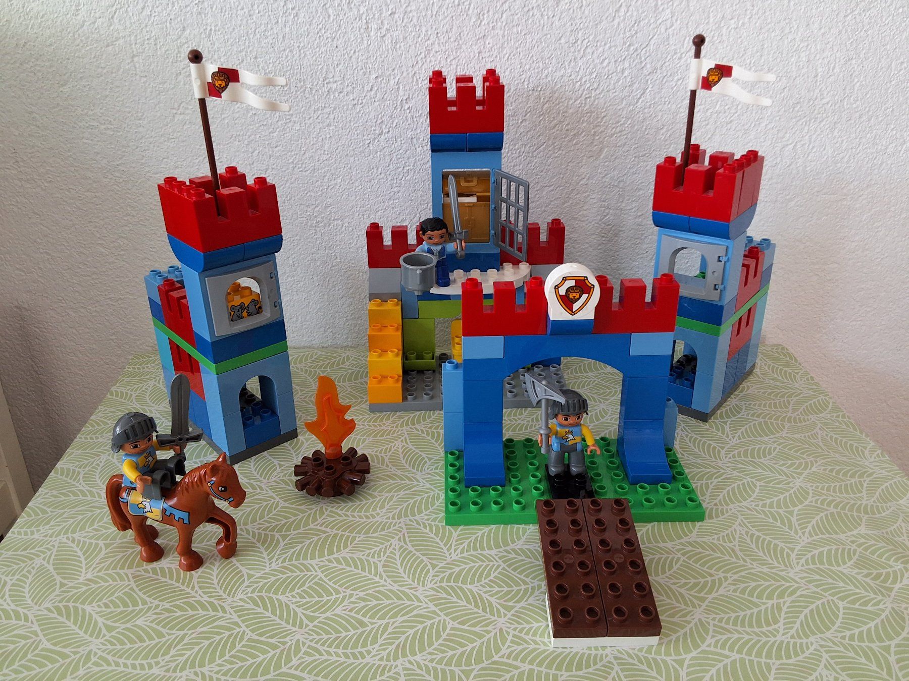 Lego Giocattoli: Lego Duplo Burg – Usato da Liebefeld venduto da moony4blue 2