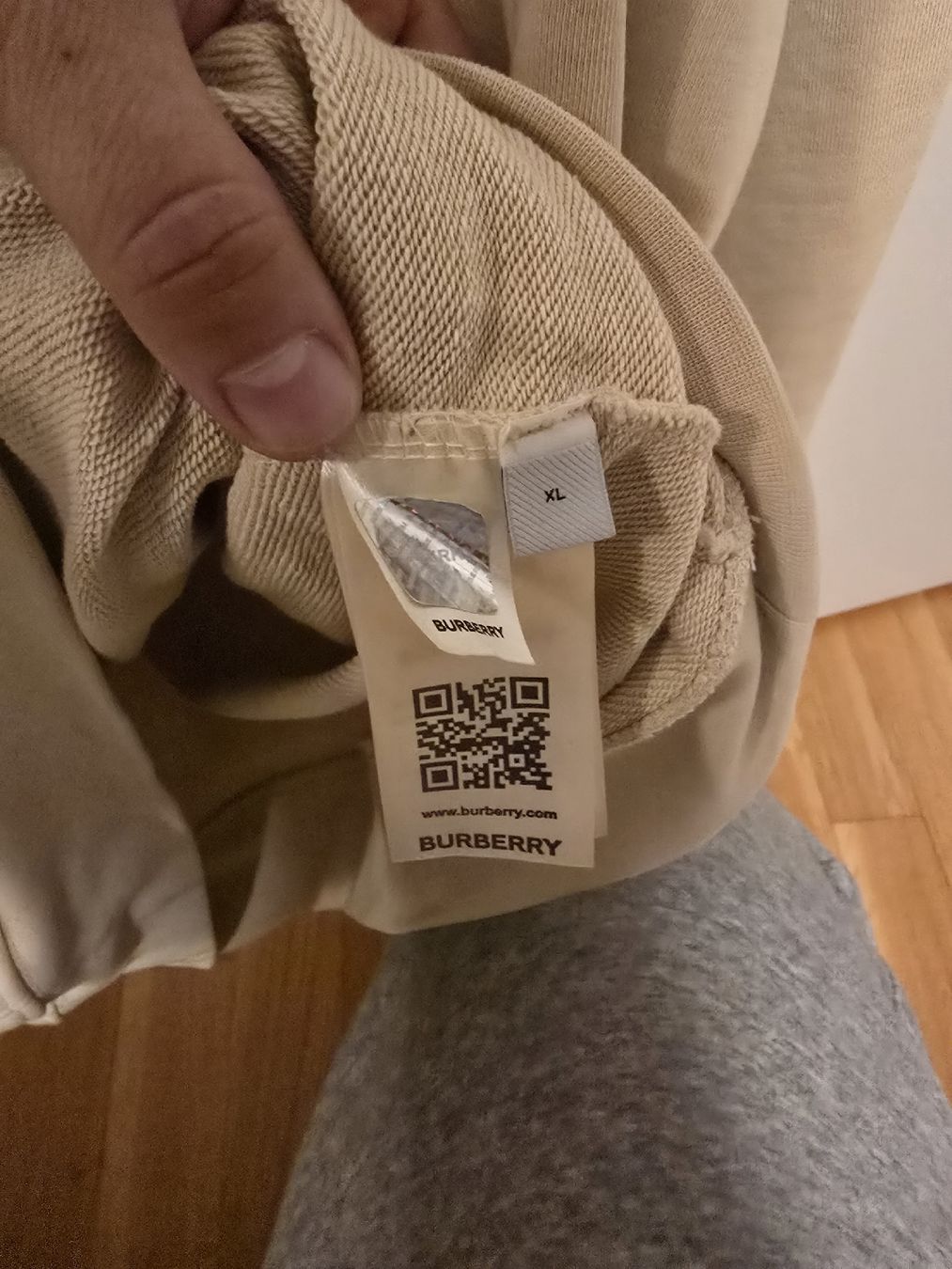 Burberry Maglioni & Felpe: Burberry Kapuzenpullover – Nuovo (secondo la descrizione) da Niederbipp venduto da Tiffany1771 2
