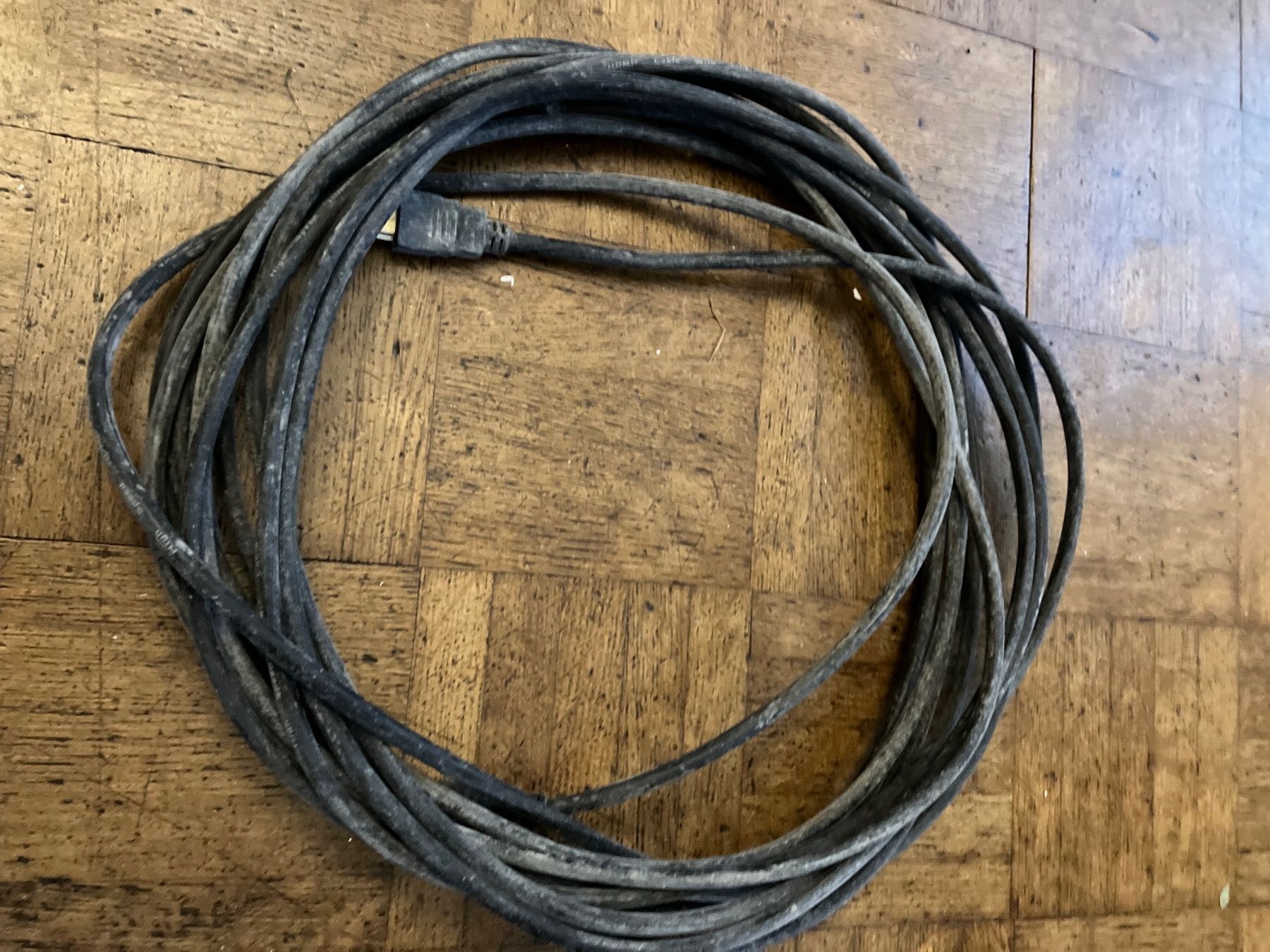 Kabel: HDMI-Kabel schwarz, 10 m – Gebraucht aus Ostermundigen von bea_pjw9