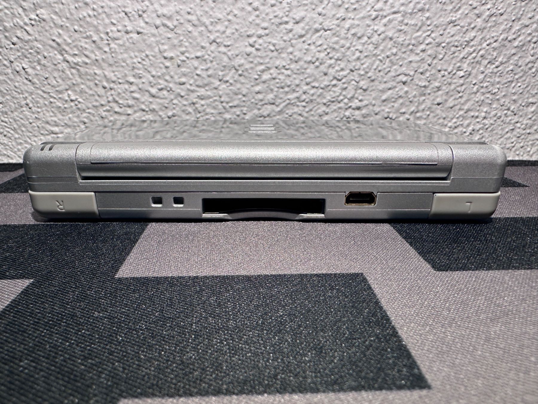 Nintendo Console: Nintendo DS Lite Silber + Ladekabel + Stift + GBA Abdeckung – Usato da Kappel SO venduto da MyFunBox 3