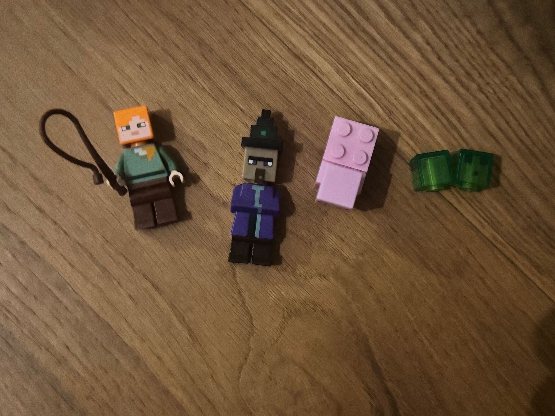 Lego Kit di costruzioni: Lego Minecraft 21133 - The Witch Hut – Usato da Rorschacherberg venduto da LIAMTHEHERO 2