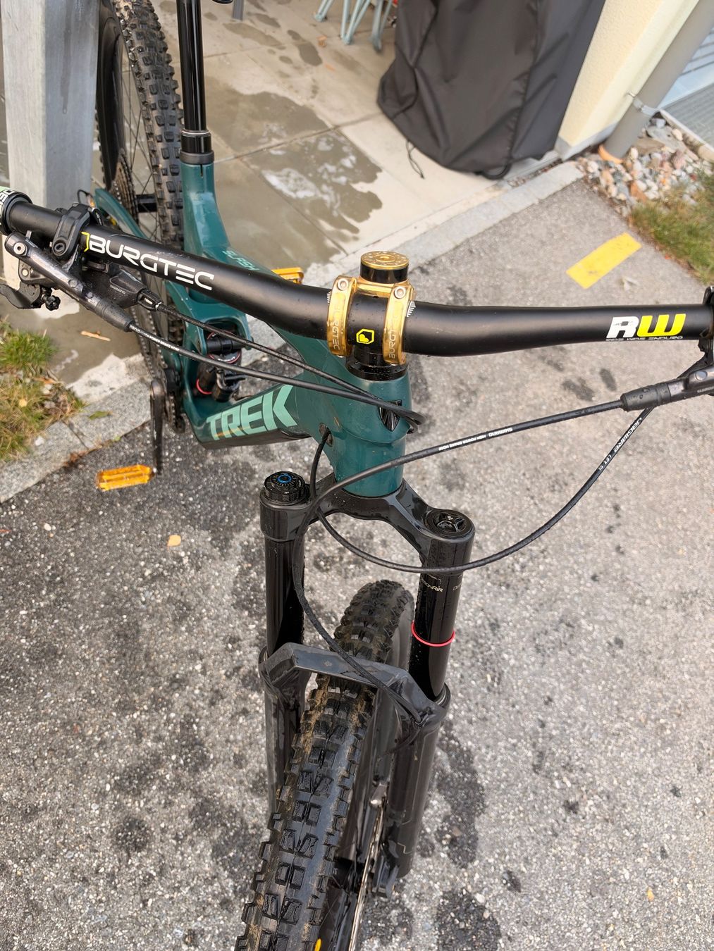 Trek Velos: Trek Slash 9.8 M/L – Gebraucht aus Lantsch/Lenz von Lenzi1 4
