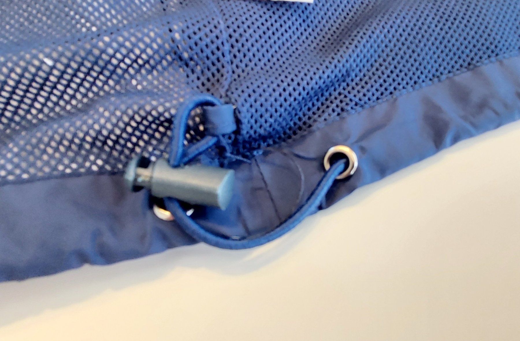Jacken & Mäntel: REGENJACKE mit KAPUZE & NETZFUTTER | Grösse 104 | Dunkelblau – Neu (gemäss Beschreibung) aus Oberweningen von Feindesign 6