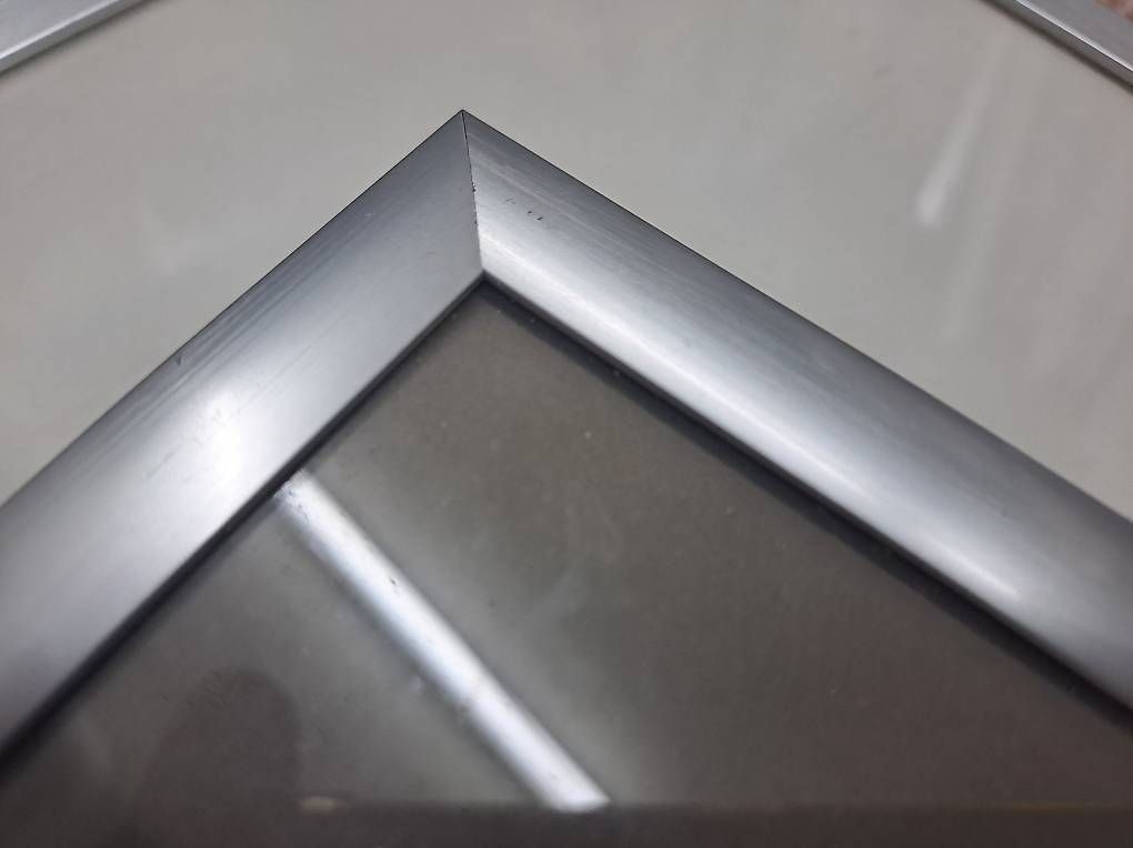 Cadres de tableaux: Wechselrahmen Aluminium – D'occasion à Ehrendingen par Sunshine5420 3